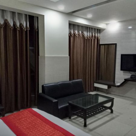 Hotel Vivah Residency Nové Dillí Exteriér fotografie